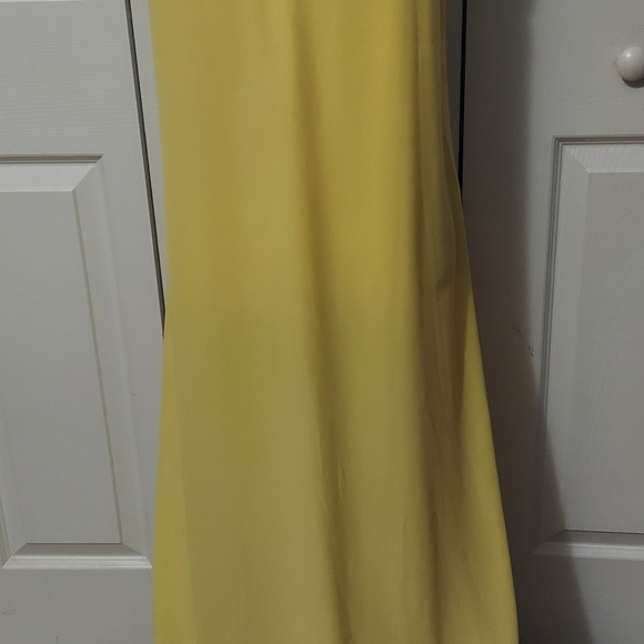 Dress - Picture 5 of 8
